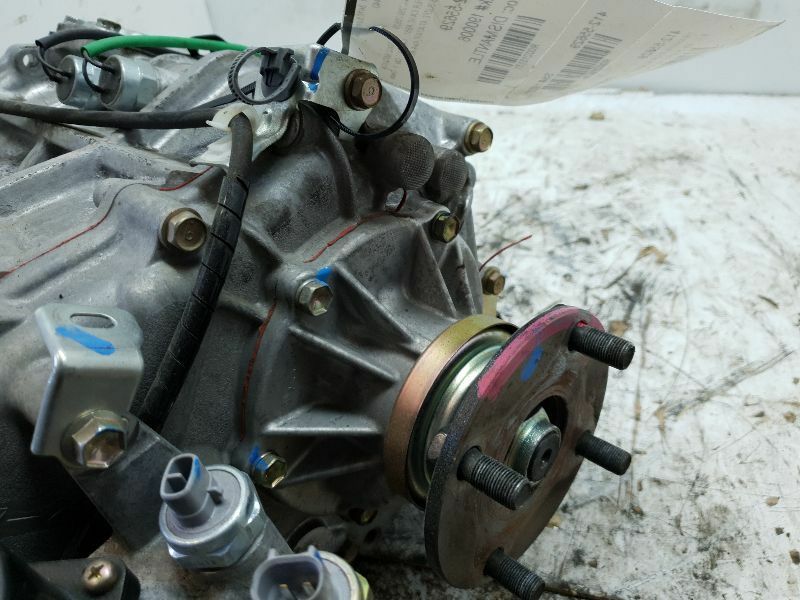 20012004 Toyota Sequoia 4.7L AT Transfer Case Assembly 4WD with Low