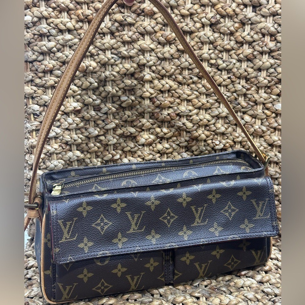 Louis Vuitton Viva Cite MM