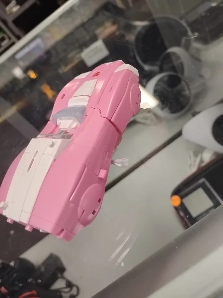 Transformers The Movie Studio Series SS-92 Arcee Action Figure - Image 3 of 4