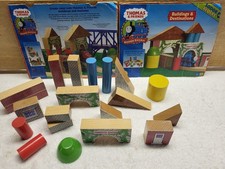 Thomas Friends Wooden Railway Buildings Destinations LC99265 Complete