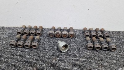 BMW 1 2 3 4 5ER F10 F20 F21 F30 F22 F36 RADSCHRAUBEN VERRIEGELUNG MUTTERN MIT SCHLÜSSEL