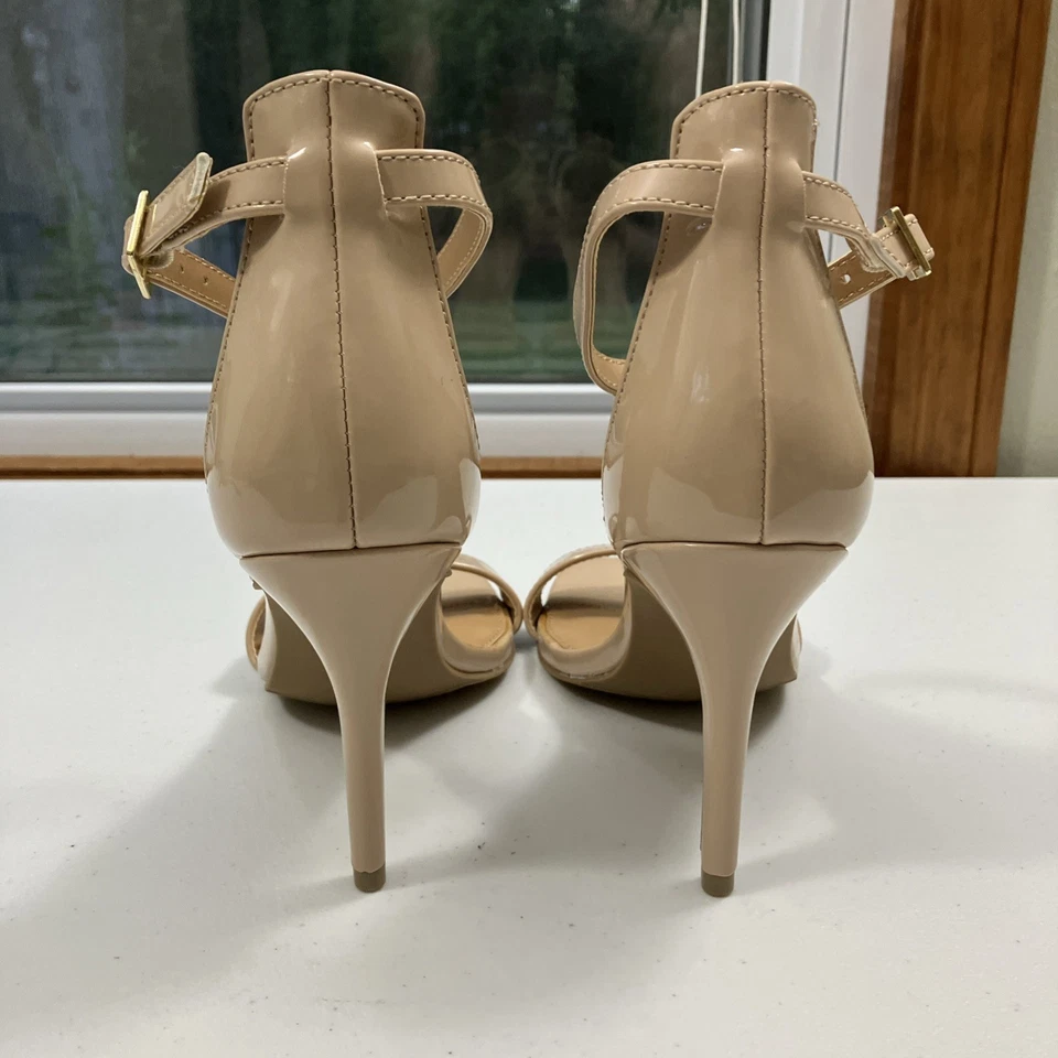 Material Girl Nude High Pump Heels Ankle Straps 6.5 Medium 3.75 Inch Height - Image 4 of 4