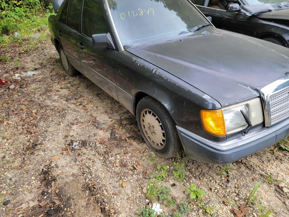 Grille 124 Type 300CE Fits 86-93 MERCEDES 300E 1624458 Foto 4 de 4
