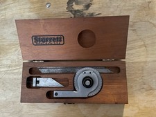 Starrett C359 Precision Universal Bevel Vernier Protractor with Case