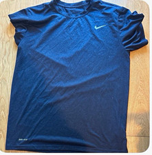 Nike Dri-FIT Men's L Black Moisture Wicking Crew Neck Short Sleeve Tee