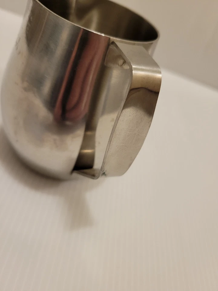 Crema jarra caña y cartón acero inoxidable 4" Foto 4 de 4