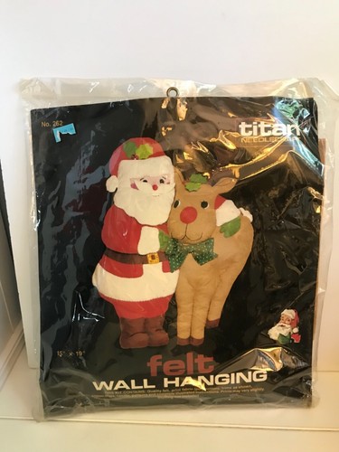 NEW Vintage Titan Needlecraft SANTA & RUDOLPH Felt Wall Hanging Kit 15x19 #262