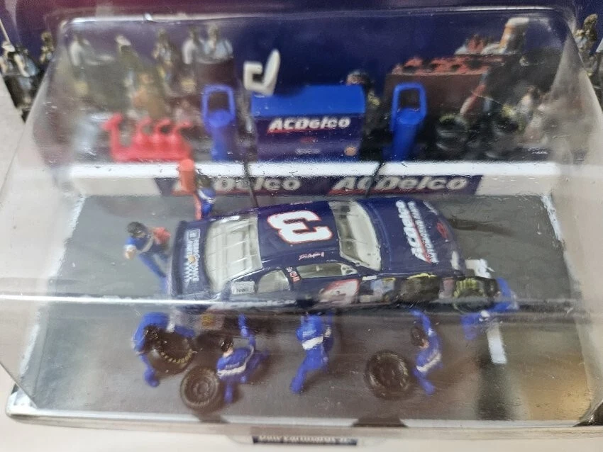 NEW SEALED 1998 Winners Circle Pit Row Series Dale Earnhardt Jr #3 1:64 Scale - Image 4 of 4