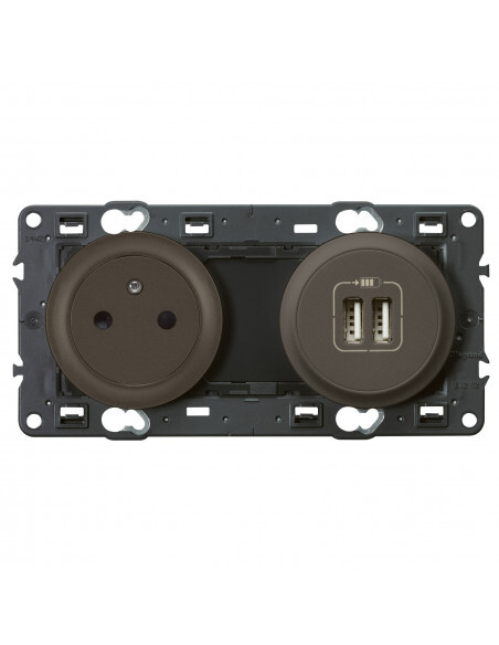 Prise de courant Surface Legrand Céliane pré-câblée double USB pour charge rapide