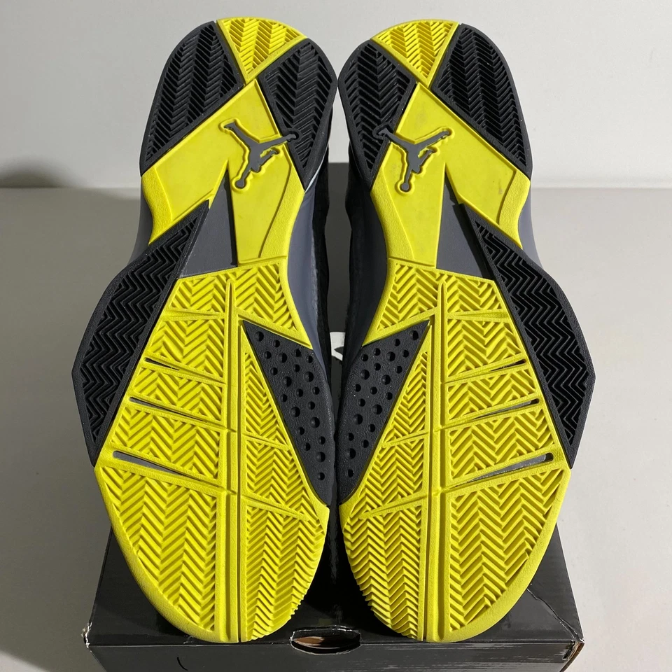 Talla 12.5 - Air Jordan True Flight Negro Eléctrico Grafito 342964-031 ¡Envío Rápido! Foto 2 de 4