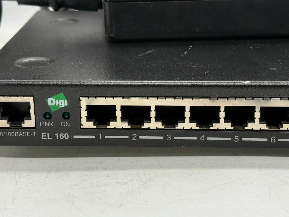 Digi EtherLite 160 (EL160) 16-Port, RJ-45 10/100, (50000986-04) w/Power Adapter - Image 2 of 4