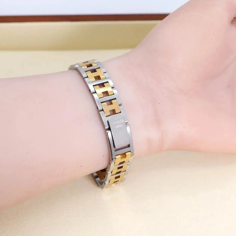 爱马仕 Clipper 金色女士石英手表全新电池二手,快速发货 — 第 4/4 张图片