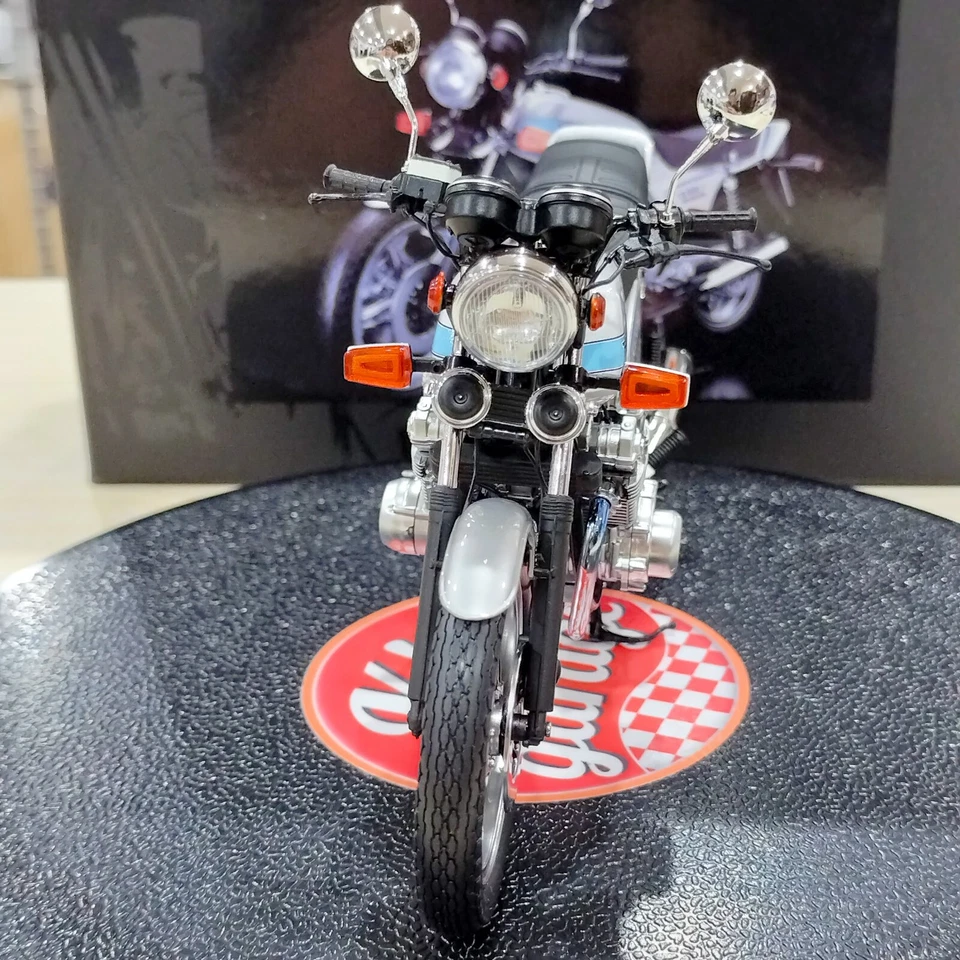 Minichamps 1/12 Honda CB 900 F BOL D'OR CB900F Silver 122161904 Classic Bike - Image 3 of 4