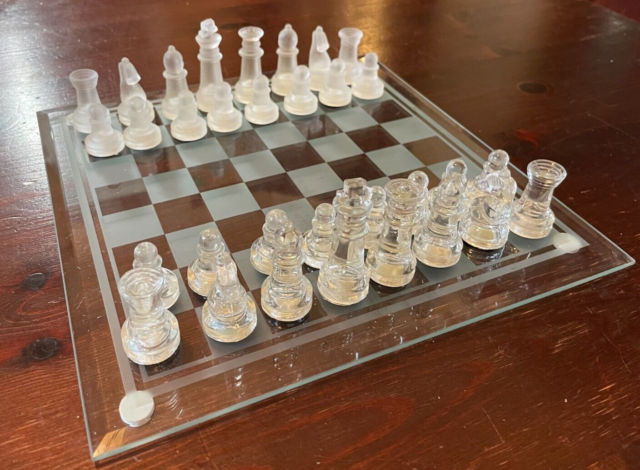 Glass Chess Set with Glass Board 25 x 25 cm Used Good Condition. Boxed