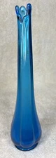 Vintage 11” L.E. Smith 6 Petal Ribbed Simplicity Peacock Blue Glass Swung Vase