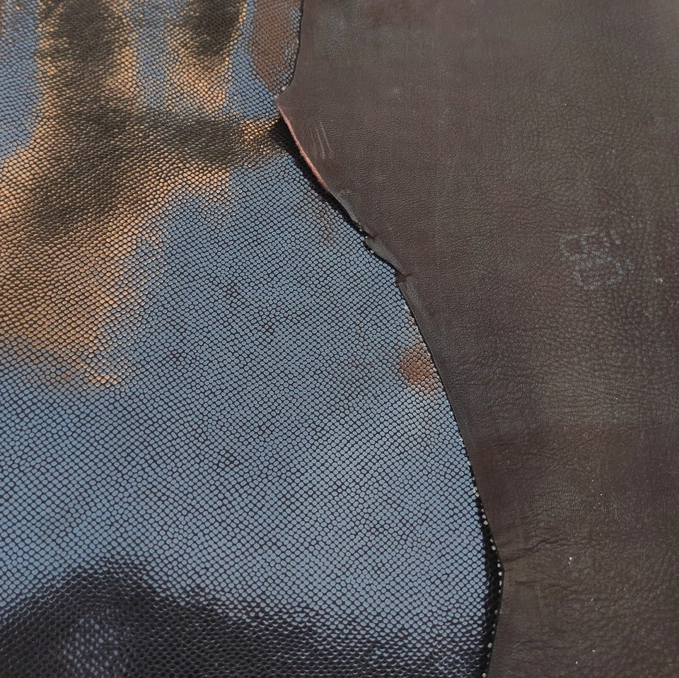 Glossy dark brown viper snake textured veg tan goat leather hide - Image 3 of 4