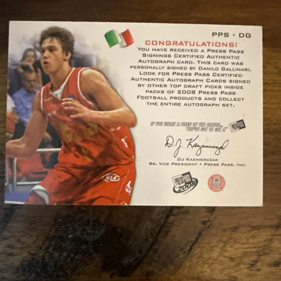 Press Pass Authentics 2008 Daniel Gallinari Gold automático 02/99 Denver Nuggets SP Foto 2 de 3