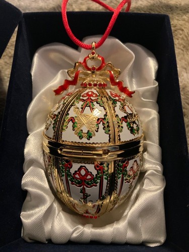 Fabergé Imperial Christmas Egg Ornament Exclusive w/ Necklace & Orig Gift Box - Picture 6 of 13