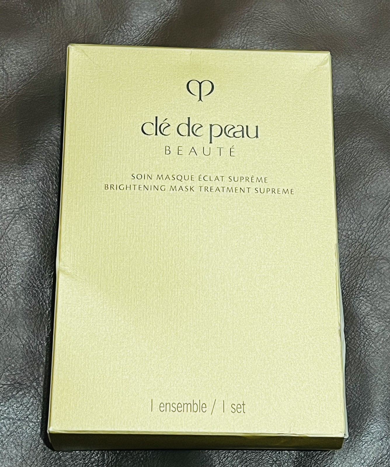 cle de peau Beaute Brightening Mask Treatment Supreme 1 Set BNIB