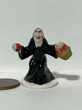 Witch hag plastic figure Disney Snow White character Collector Packs Park Series