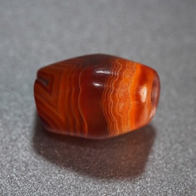 Unique Agate Bead, natural ancient energy stone for all style collection 2.6g