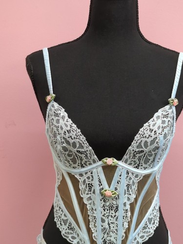 Victoria Secret For Love & Lemons Unlined Butterfly Lace Teddy Bodysuit XS Blue - Picture 4 of 10