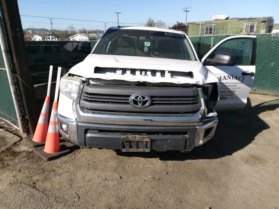 Used Front Right Lower Lower Control Arm Front fits: 2014 Toyota Tundra Front Ri - Image 2 of 4