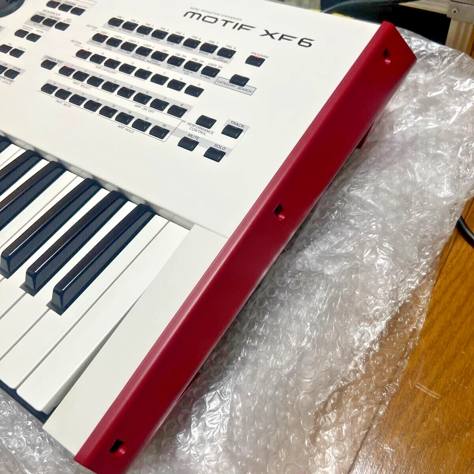 Yamaha MOTIF XF6 61-Key Music Synthesizer Workstation - Versand aus Japan - Bild 4 von 4