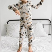 Little Sleepies Two-Piece Pajama Set / Big Cat Print / Size 5/6