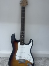 Squier Stratocaster Sunburst 6-String Electric Guitar w/ Gig Bag Strap Amp