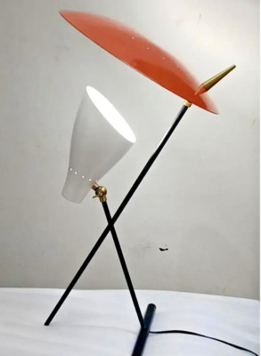 Modern Table Lamp Customized Color Table Top Fixture Italian Artistic Study Lamp