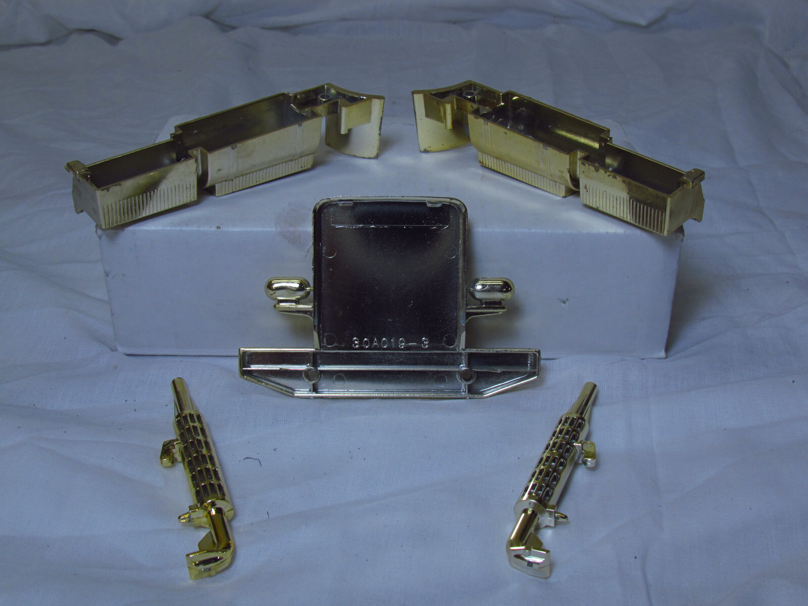 Nylint Wrecker Semi Truck Gold Chrome Grille and Accessories Original