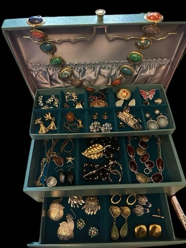 Vintage To Now Estate Costume Jewelry Lot Retro MCM Modern Gold Silver In Color