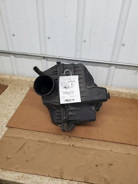 Air Cleaner Intake Box Assembly OEM For 2011-2020 Dodge Grand Caravan Foto 3 de 4