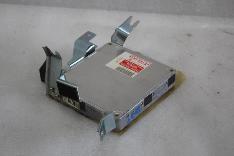 Toyota Celica GTS 1990 ECU módulo de control del motor A/T California 89661-20680 Foto 4 de 4