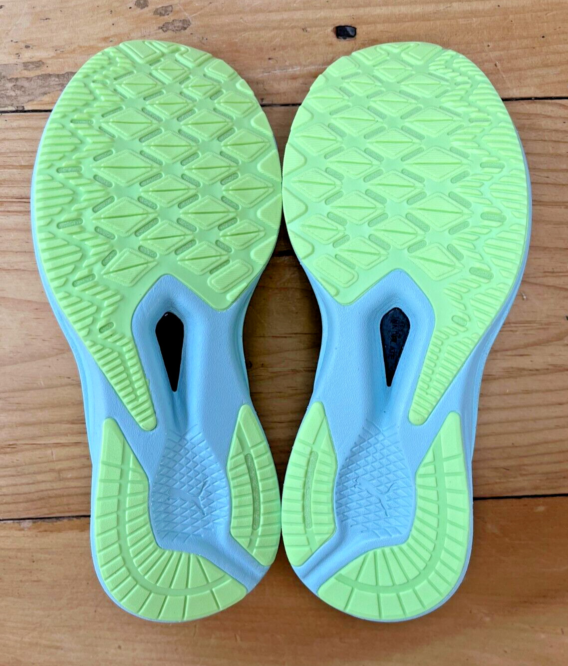Puma Deviate Nitro Elite Racer Running Shoes, Yellow, NEW, Women's size 8.5 image 6