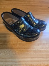 Dansko Sz 36 Women's Green/Blue Chettah Print Clogs Comfort Medical Nursing