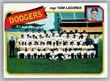 1980 Topps #302 Los Angeles Dodgers / Tom Lasorda ) EX