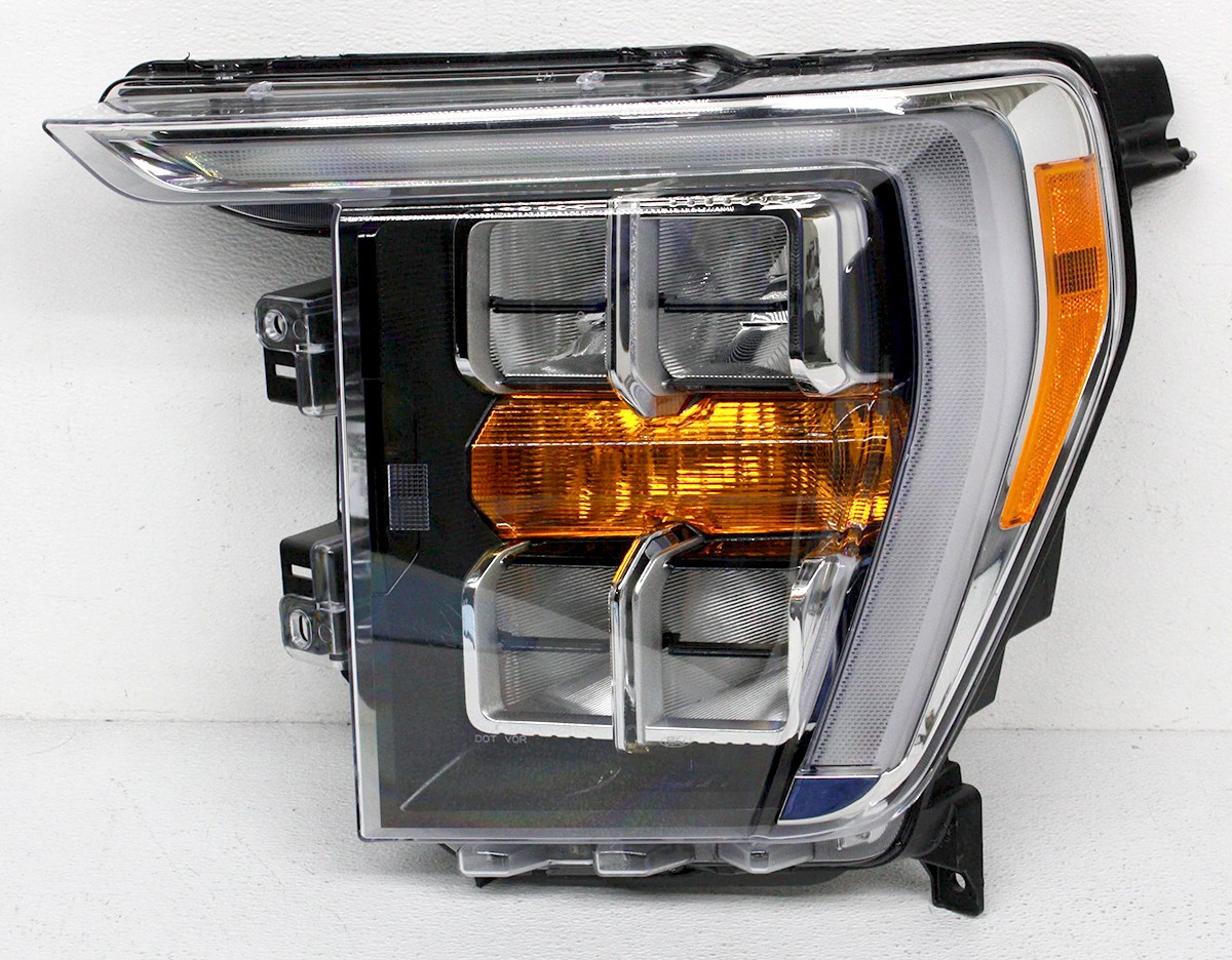 OEM Left Driver Side LED Headlamp For Ford F150 pickup ML3Z-13008