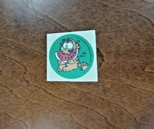 vintage 1978 matte Garfield watermelon scratch and sniff sticker green Jim Davis
