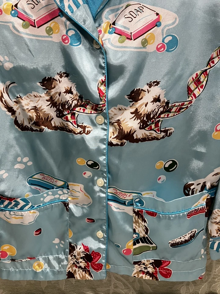 Top de pijama Nick & Nora juvenil 7/8 perro hora del baño azul suave satinado tejido bolsillos LS Foto 2 de 4