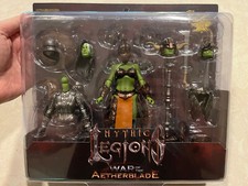 Mythic Legions Deluxe Female Orc Builder w  Bonus Head War of the Aetherblade