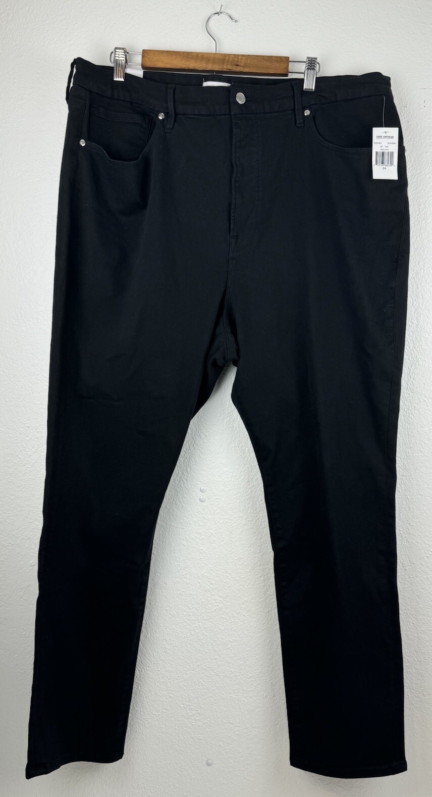 Foto 1 di 8
