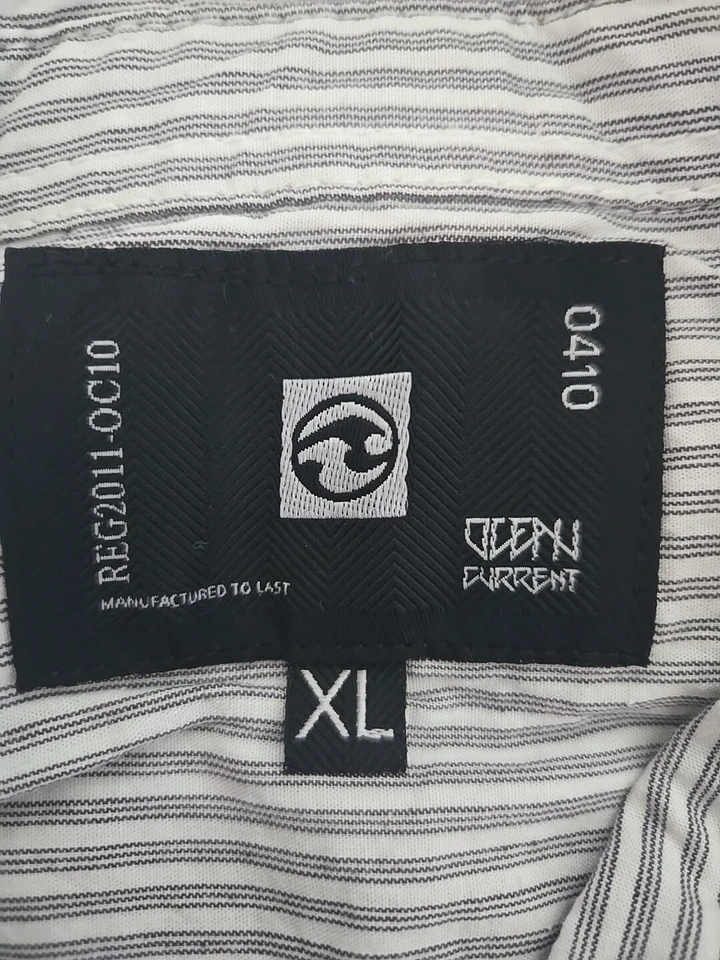 Ocean Current Striped Button Down Shirt Size XL Excellent Condition  - Image 3 of 4