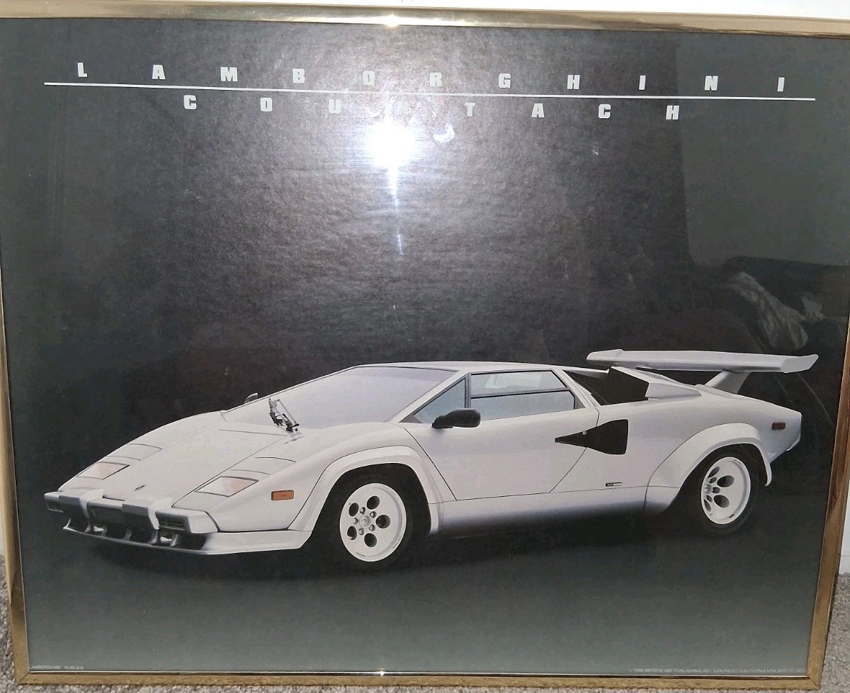 Lamborghini Countach 16