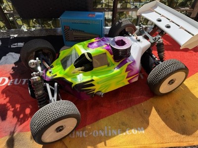 Mugen MBX-7 Verbrenner mit Motor und Servo