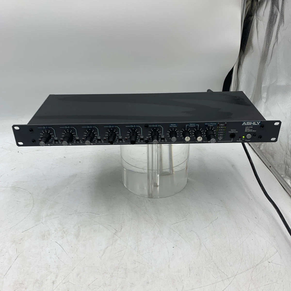 Location MIDAS DL32 - Boitier de Scene 32 IN/ 16 OUT - Sonorisation