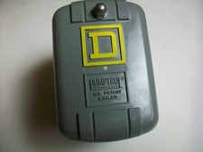 SQUARE D PUMPTROL PRESSURE SWITCH  9013FSG1S1   5930-00-072-6689
