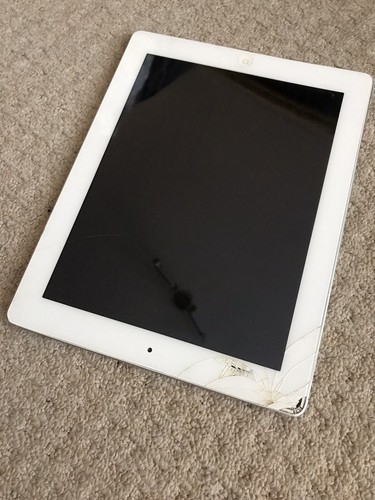 Apple iPad 2 Gen A1395 - 16GB, Wi-Fi 9.7in :) - Picture 4 of 9