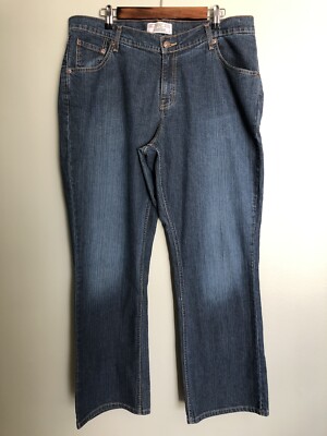 Womens Levis Boot Cut Jeans Size 18W Medium